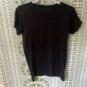 Lululemon black swiftly tech shirt